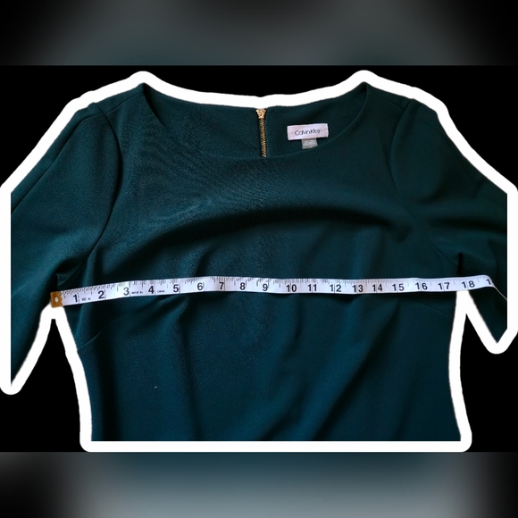 Calvin Klein Forest Green Chiffon Bell Sleeve Sheath Dress - Size 10 - Picture 10 of 12